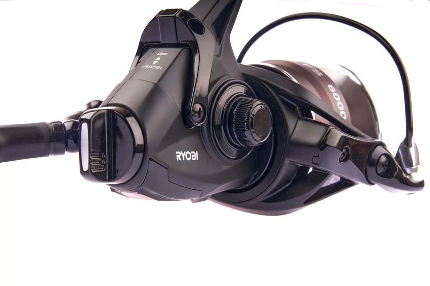 Mulineta de crap Ryobi Caspro Carp FS6000